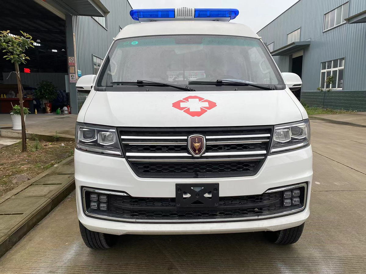 金杯小海獅S轉(zhuǎn)運救護(hù)車